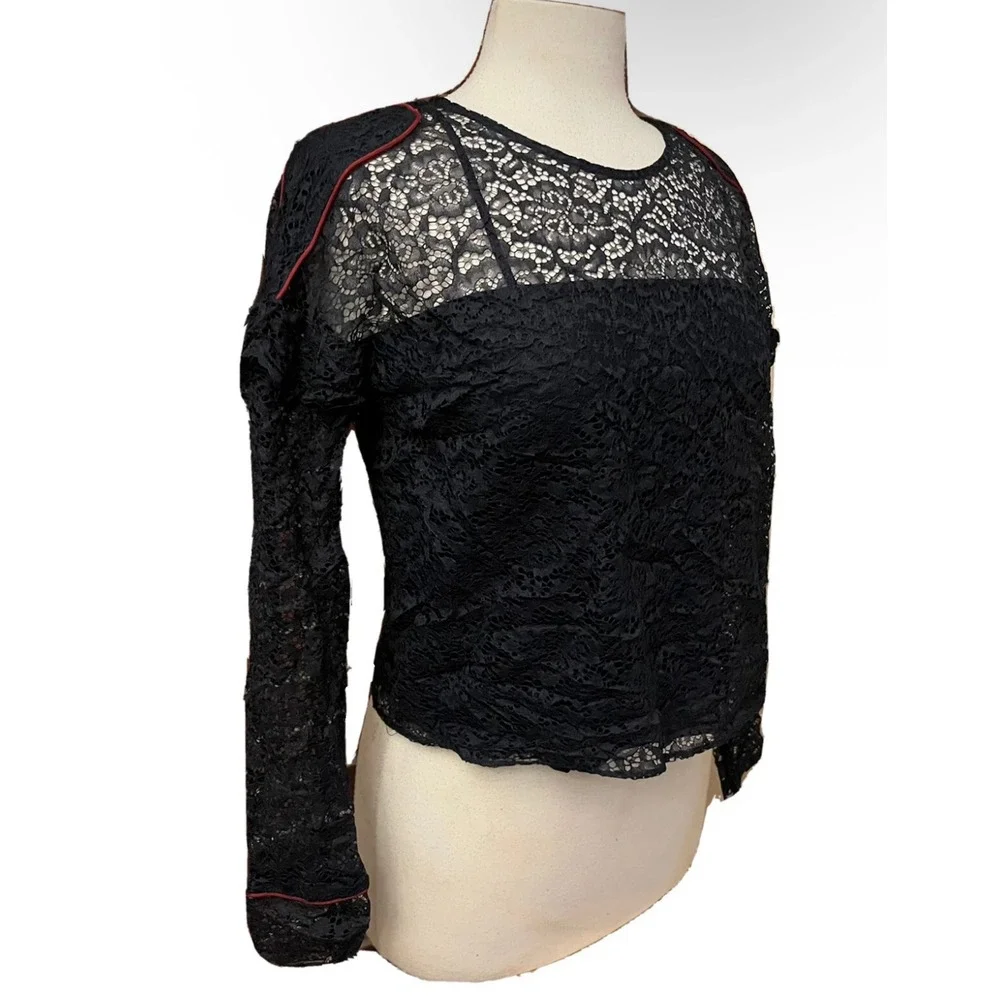 (B6) Zara Navy Blue Floral Lace Long Sleeve Blouse Red Piping Sheer Top XS NWT